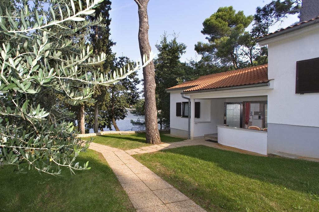 Apartments Galijot Plava Laguna Πόρετς Εξωτερικό φωτογραφία