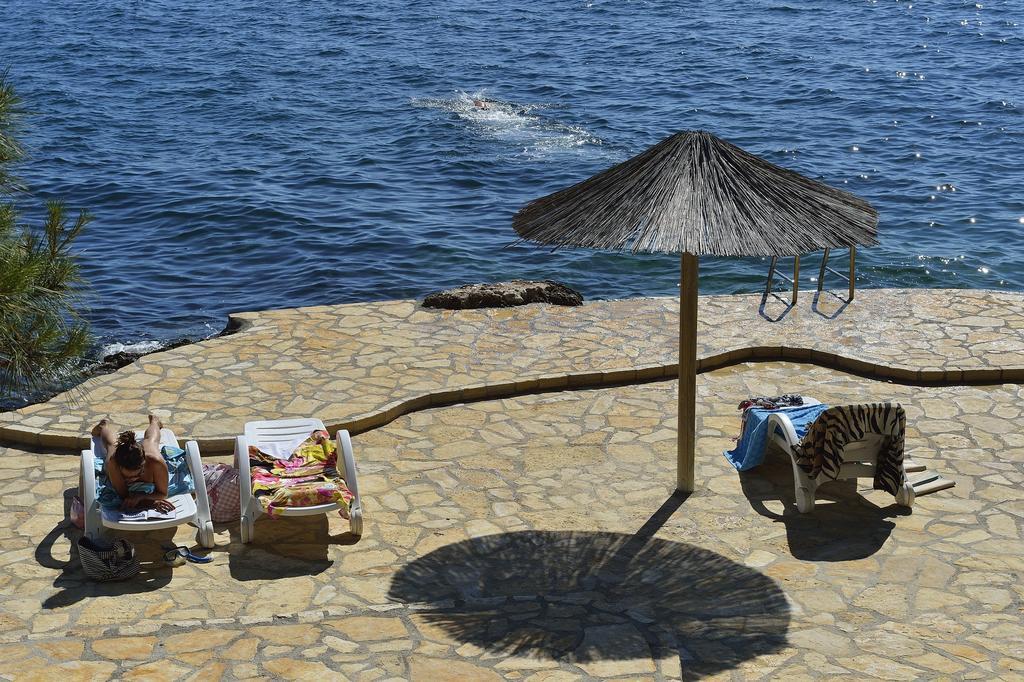 Apartments Galijot Plava Laguna Πόρετς Εξωτερικό φωτογραφία