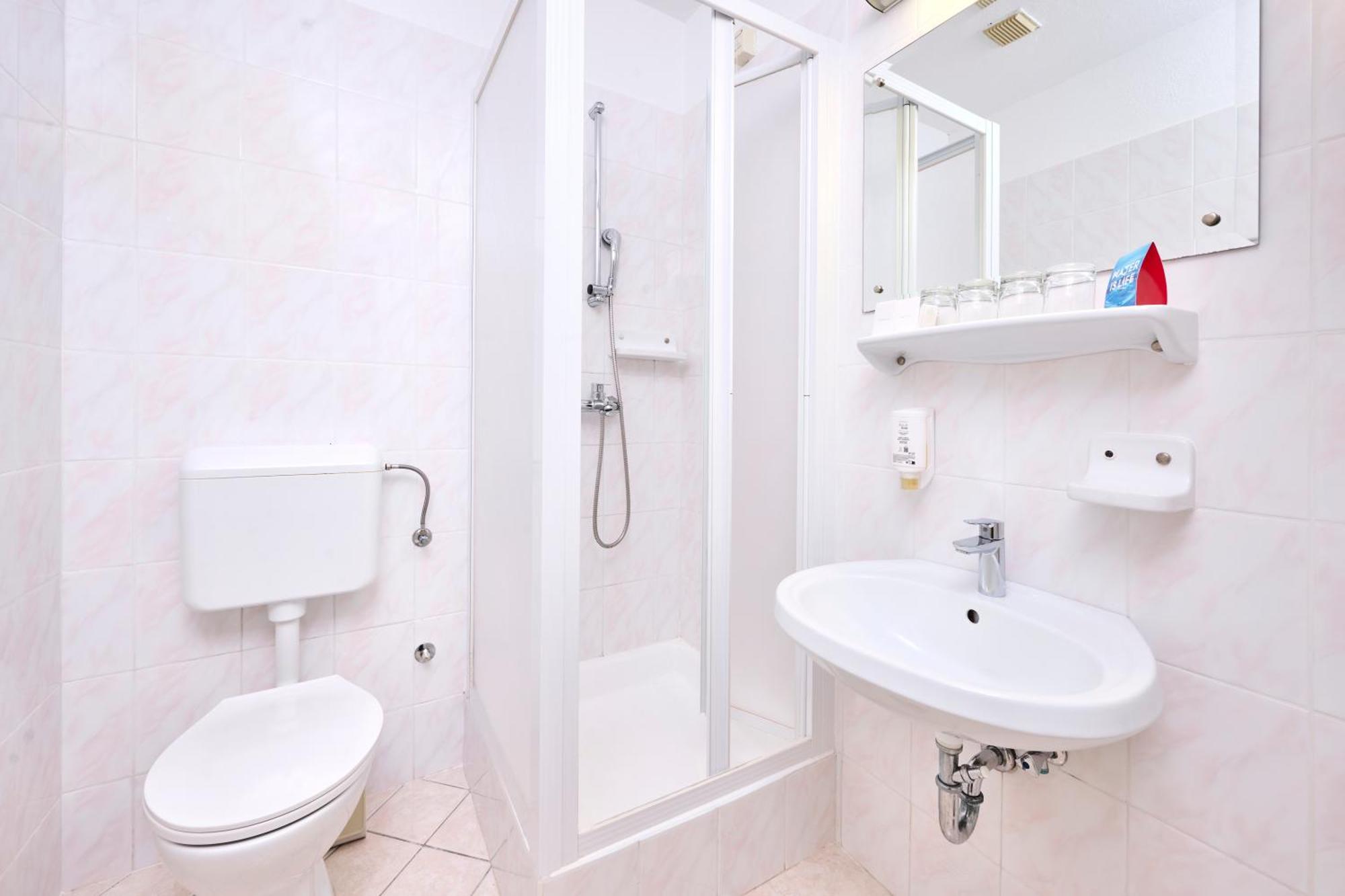 Apartments Galijot Plava Laguna Πόρετς Εξωτερικό φωτογραφία