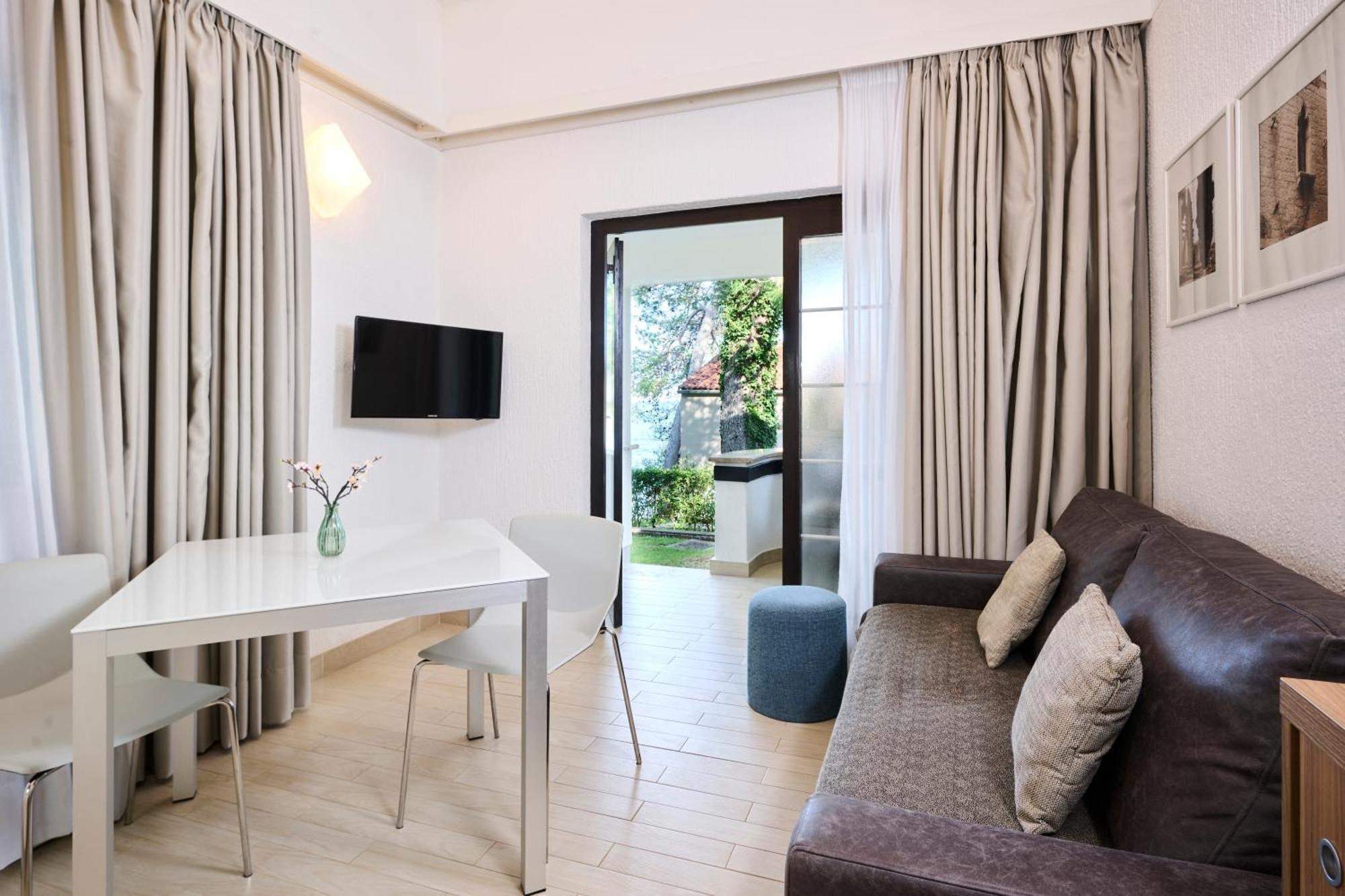 Apartments Galijot Plava Laguna Πόρετς Εξωτερικό φωτογραφία
